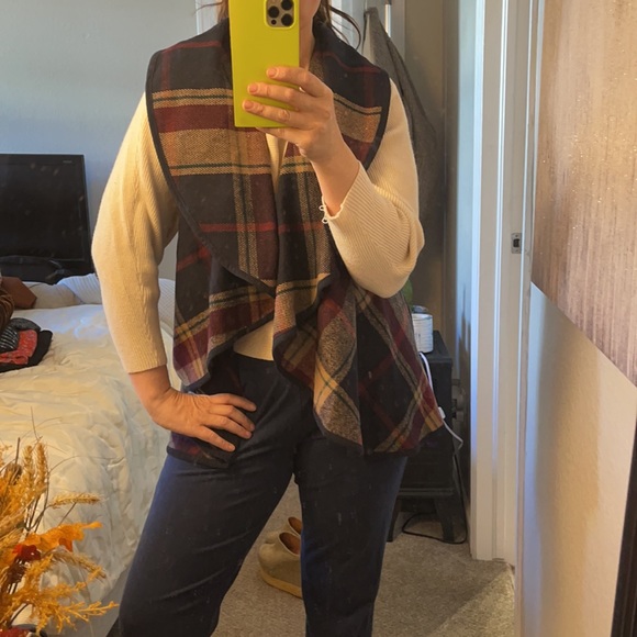Wool/flannel vest - Picture 4 of 4
